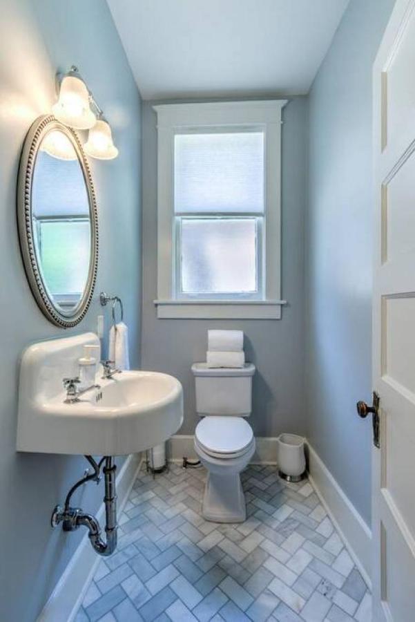 Elegant Colonial With Lovely Details And Character Memphis Exterior foto